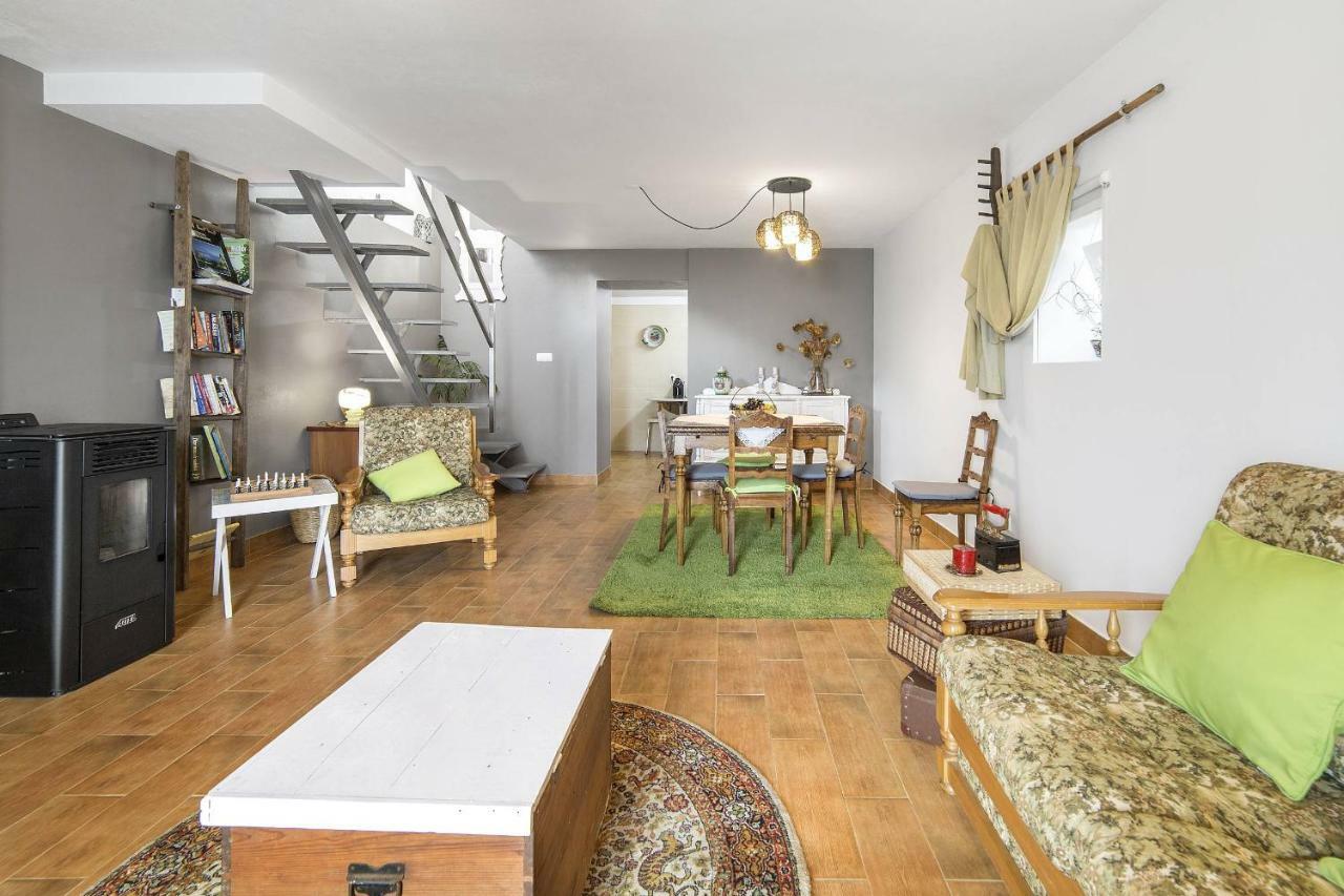הוילה אוליביירה דה אזמיס Casa Do Porto Carreiro מראה חיצוני תמונה
